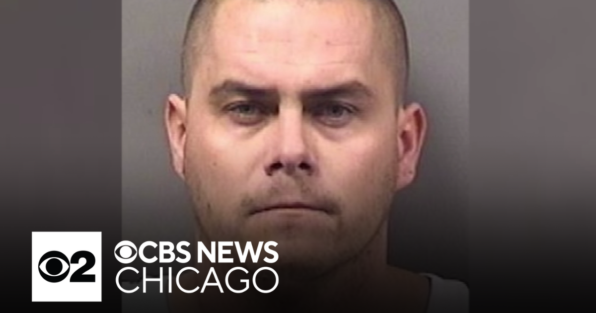 Man accused of killing Chicago area woman in 2017 to remain in jail ...