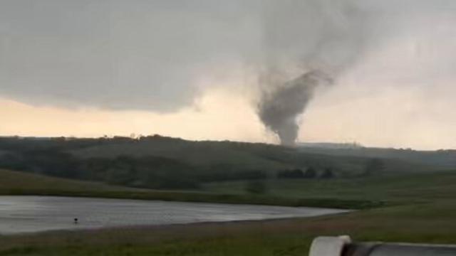 cbsn-fusion-iowa-storms-turn-deadly-tornadoes-devastate-whole-communities-thumbnail.jpg 