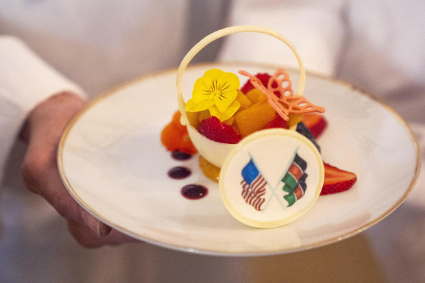 White House state dinner - dessert plate 