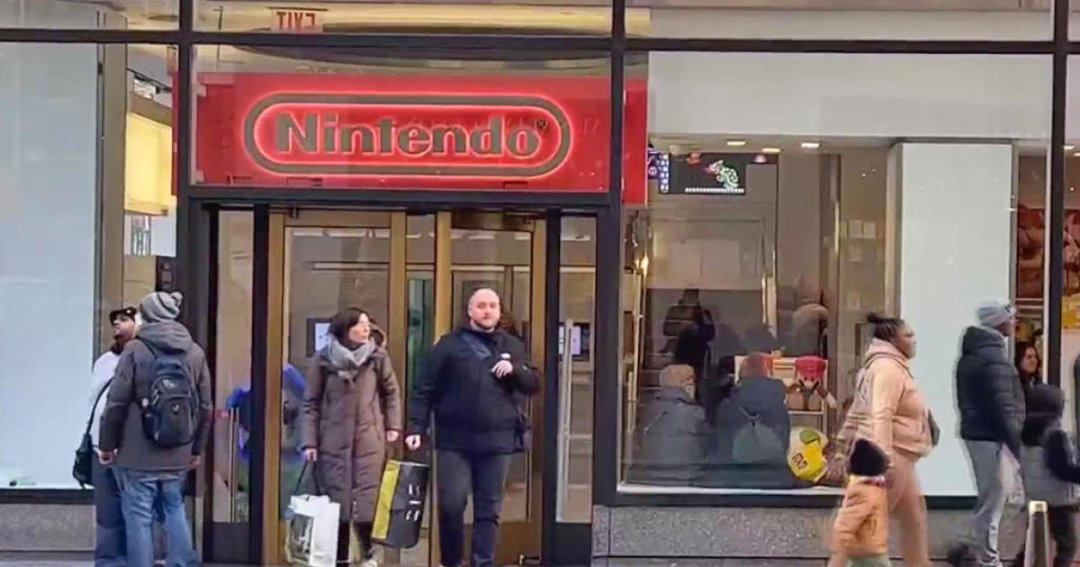 Planned Nintendo store in San Francisco's Union Square draws tourists