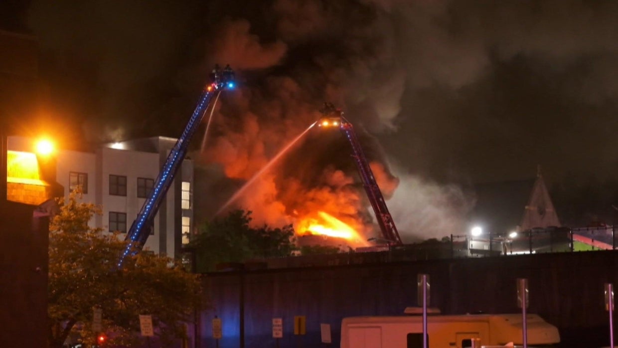 7-alarm fire in Paterson, New Jersey destroys over a dozen homes and ...