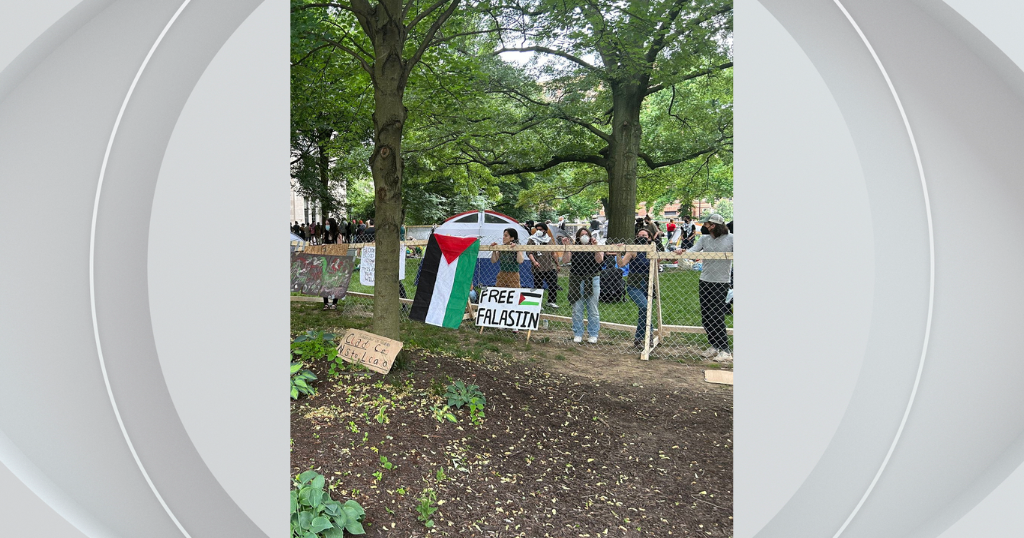 Pro-Palestinian protesters set up encampment at University of Pittsburgh Pro-Palestinian protesters set up encampment at University of Pittsburgh