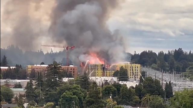 Redwood City building fire 