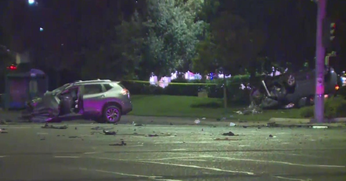 14-year-old steals car, crashes into vehicle during Elk Grove chase, police say