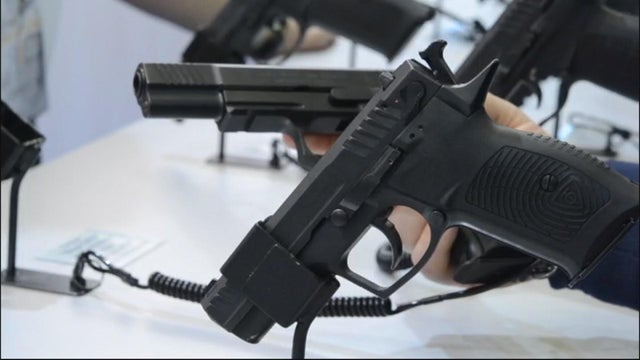 guns-from-police.jpg