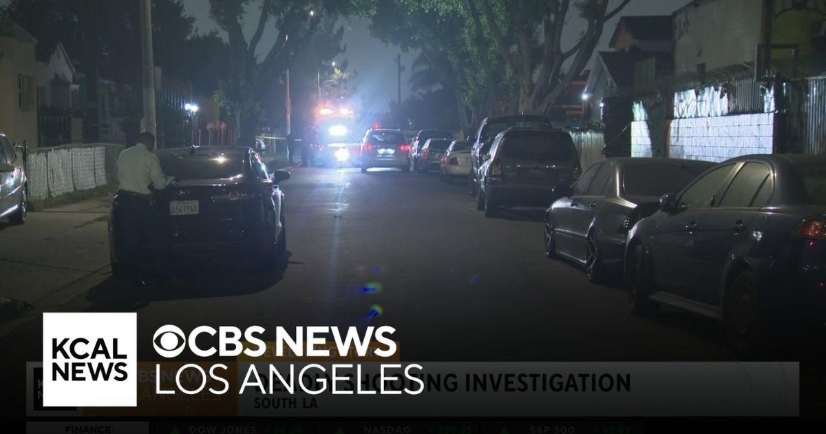 Man shot to death in South LA - CBS Los Angeles