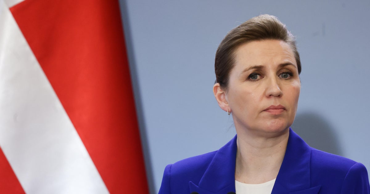 Канцеларија данске премијерке Мете Фредериксен саопштила је да ју је мушкарац напао у Копенхагену Канцеларија данске премијерке Мете Фредериксен саопштила је да ју је мушкарац напао у Копенхагену