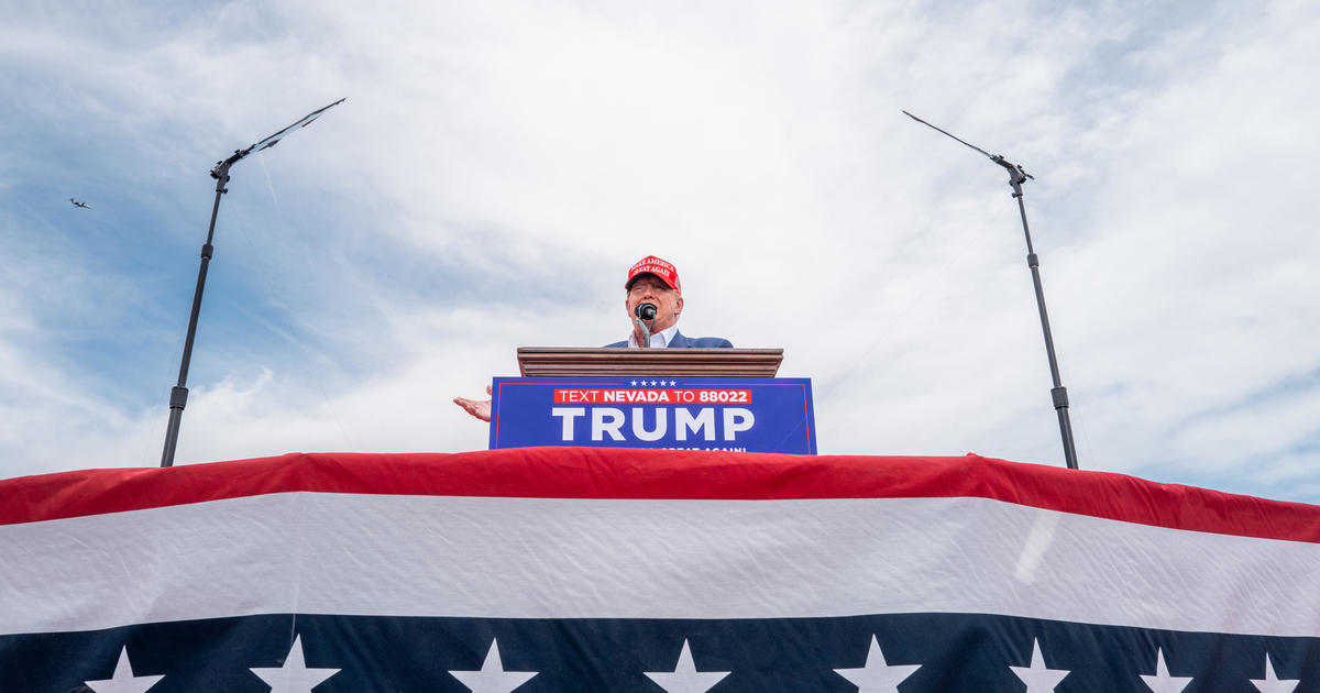 Бившият президент Доналд Тръмп предлага на митинга в Невада прекратяване на данъците върху бакшишите