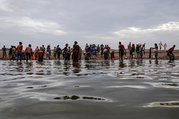 Migration Global Deaths