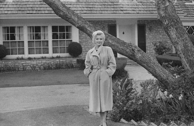 Marilyn Monroe Outside Her Home 