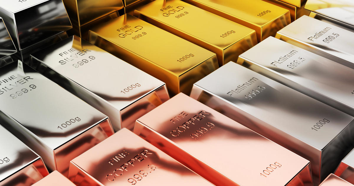 Цената на златото се покачва рязко през 2024 г като