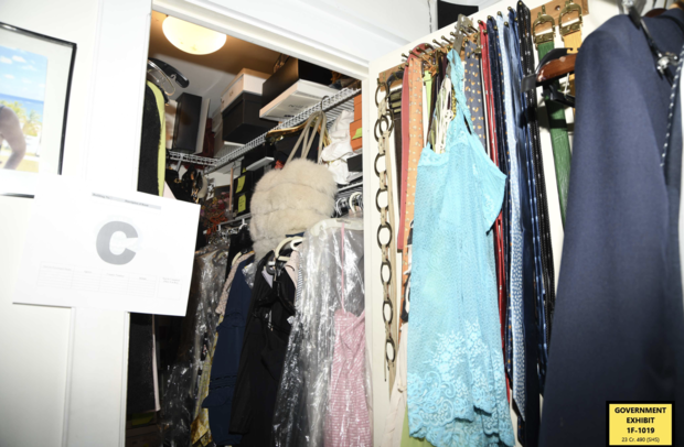 fbi-photo-of-nadines-closet.png 