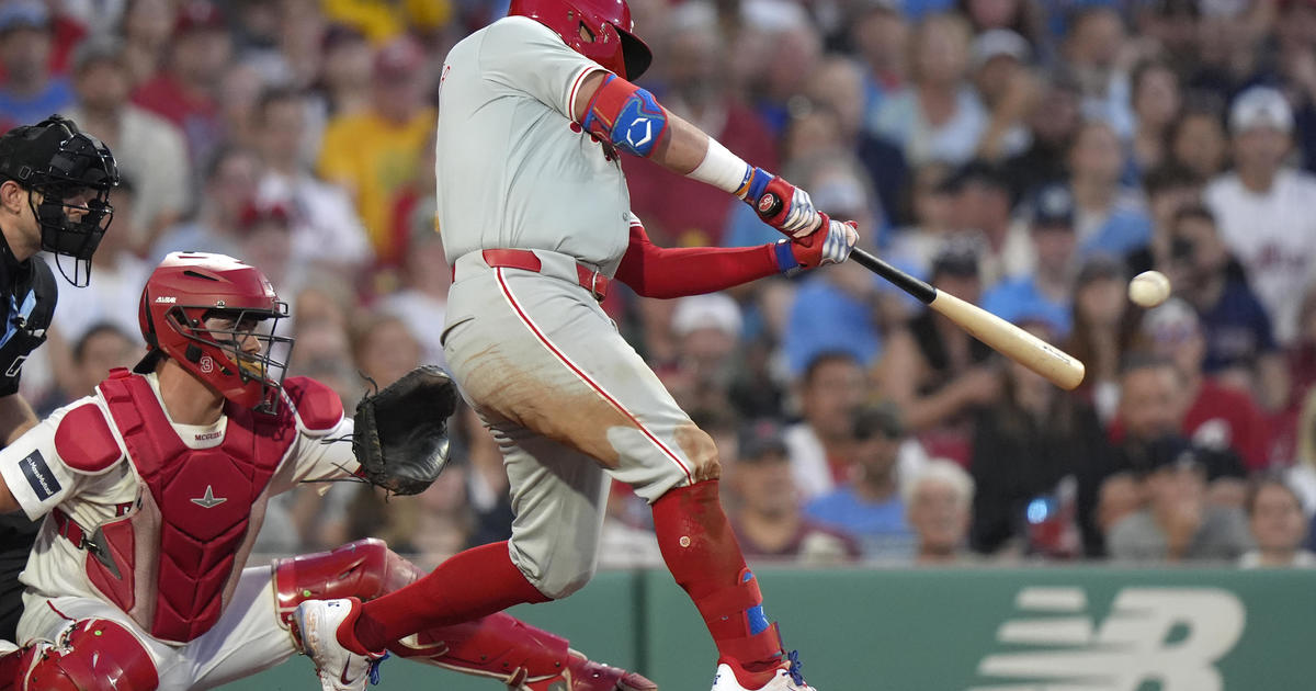 Kyle Schwarber drives in three runs as Philadelphia Phillies fall to Boston Red Sox, 9-3