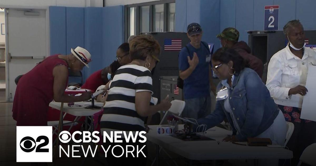 Early voting begins for New York Primary Election - CBS New York