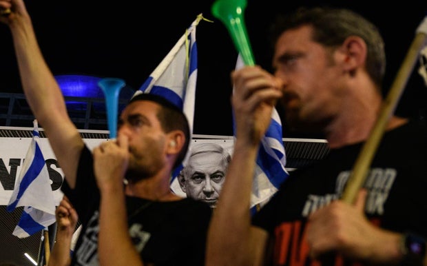 israel-protest-netanyahu-2157352687.jpg