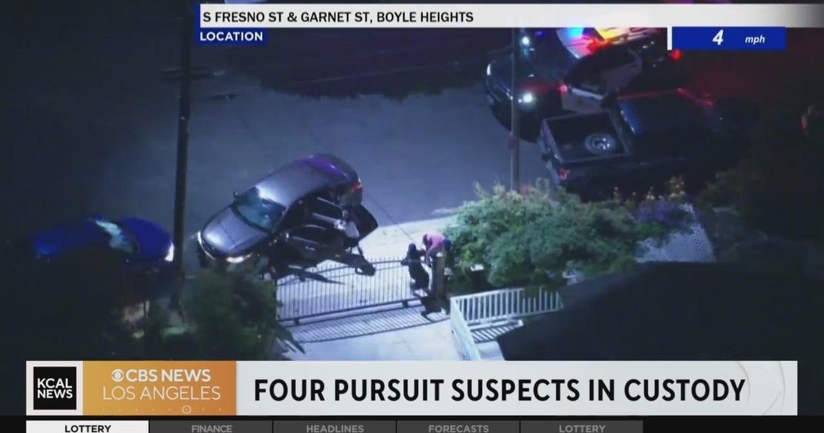 4 people in after bailing from car after pursuit in Boyle Heights - CBS ...