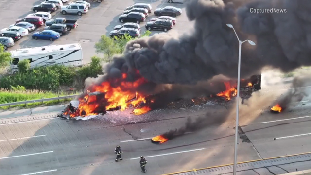 i294-truck-fire.png 