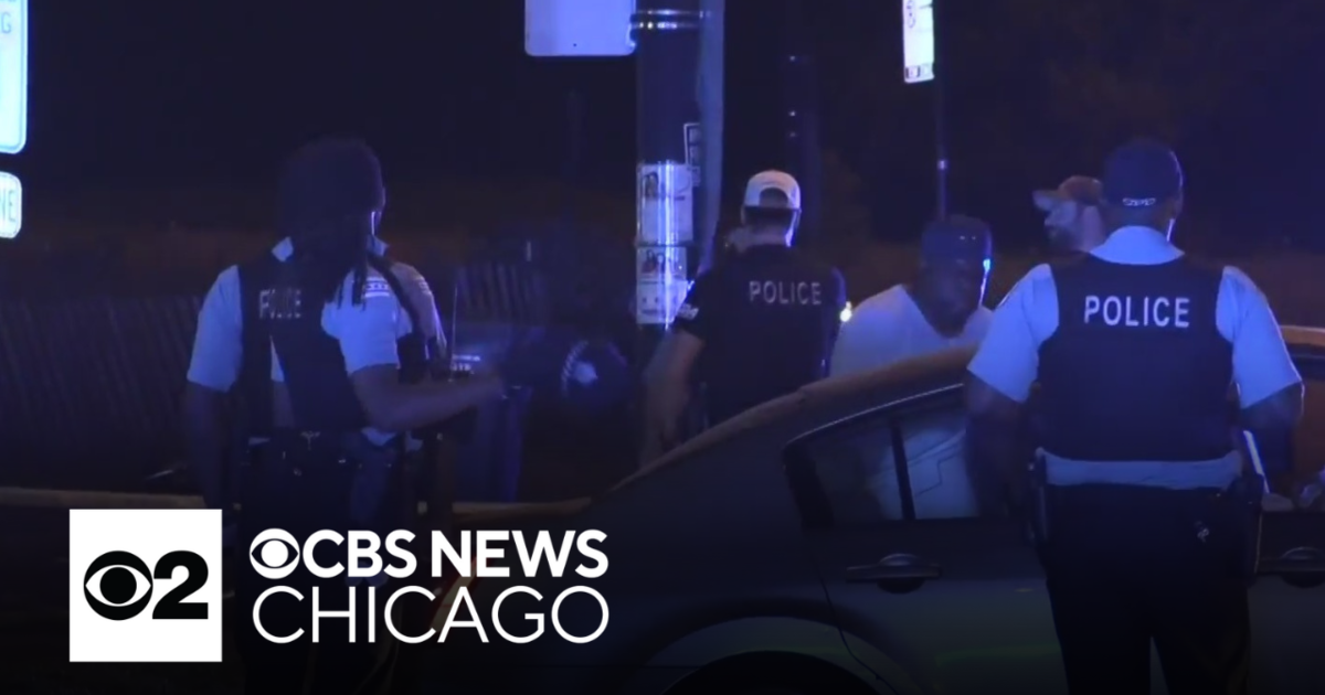 3 people shot, including 14-year-old girl, at Chicago's 63rd Street ...