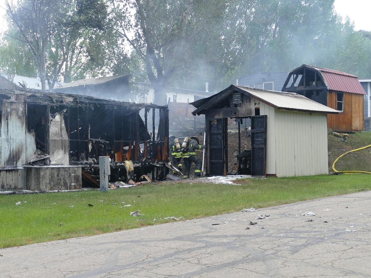 Small plane crashes into Steamboat Springs mobile home park in Colorado ...