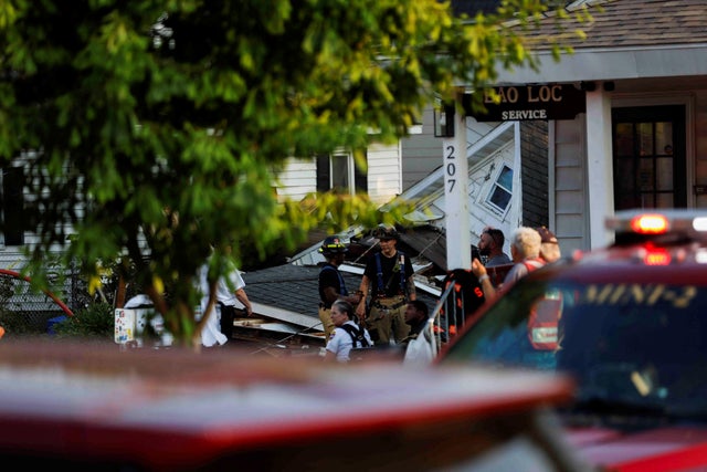 House collapses after suspected gas explosion in Syracuse, New York 