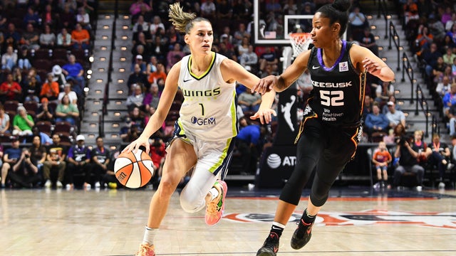 WNBA: MAY 31 Dallas Wings at Connecticut Sun