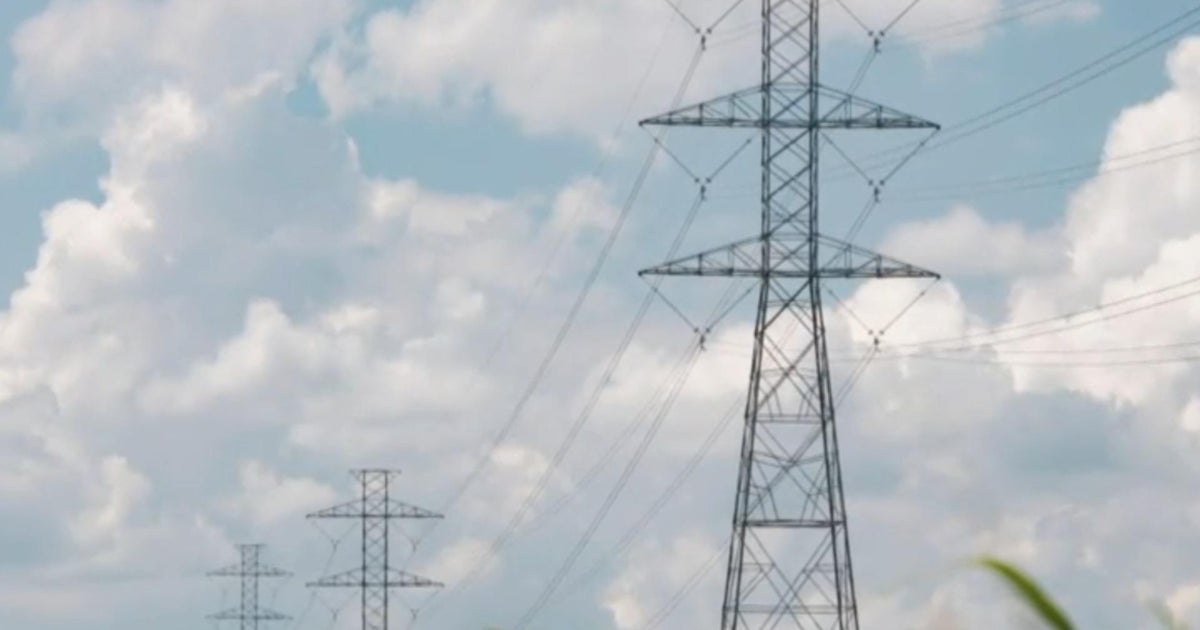 Temperatures soar in North Texas, heat advisory in effect - CBS News