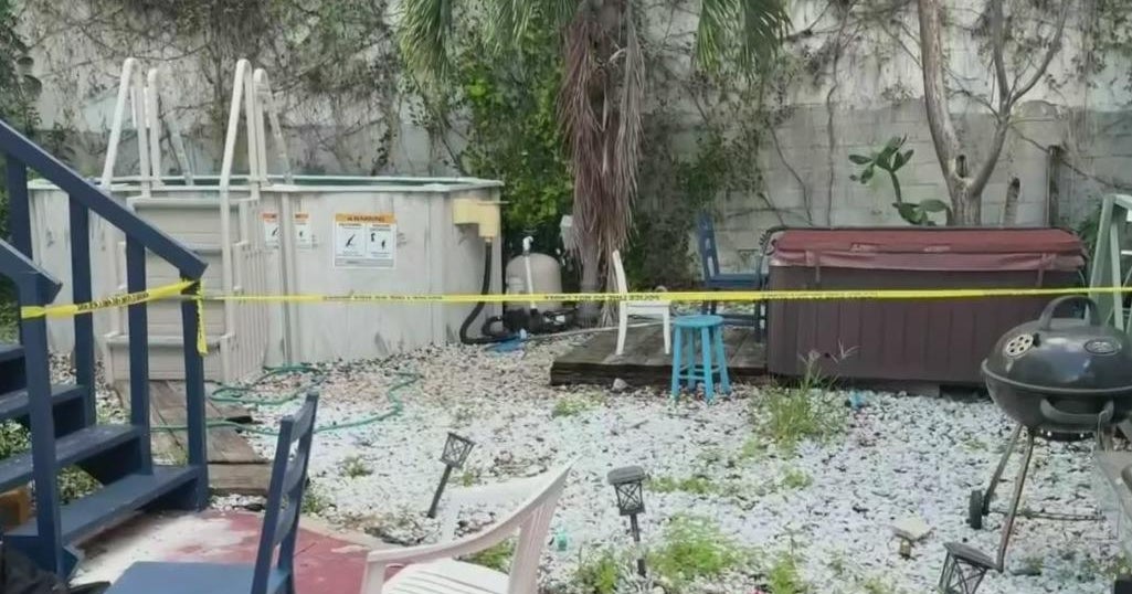Miami police shot, killed woman with knife who charged them, witness