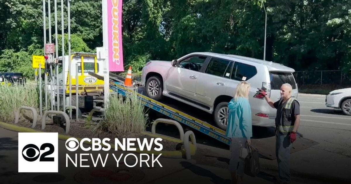 Cars damaged after filling up at Queens gas station - CBS New York