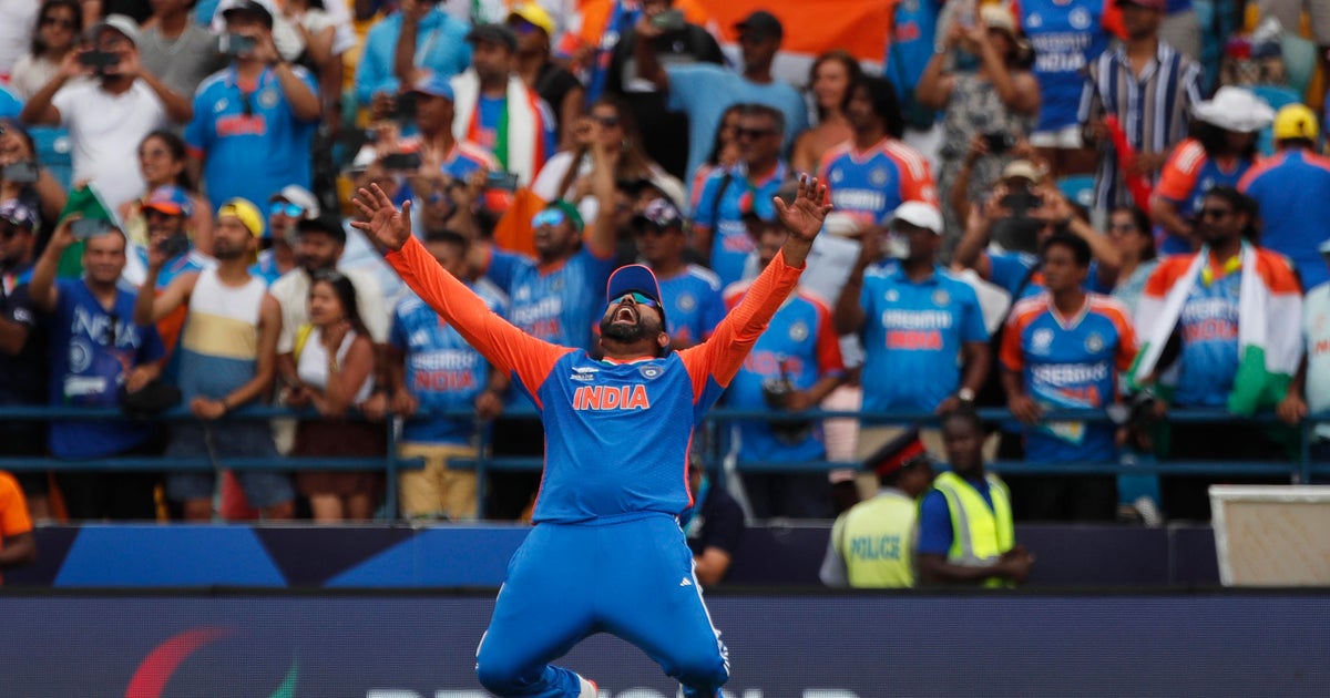 Hindistan, Güney Afrika'ya karşı heyecan verici finalde kriket Twenty20 Dünya Kupası'nı kazandı