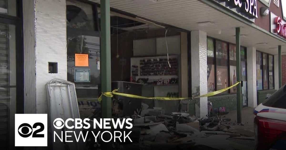 Long Island community mourning 4 killed in alleged DWI crash at nail ...