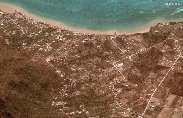 Uma imagem de satélite mostra edifícios destruídos depois que o furacão Beryl passou a nordeste de Carriacou.