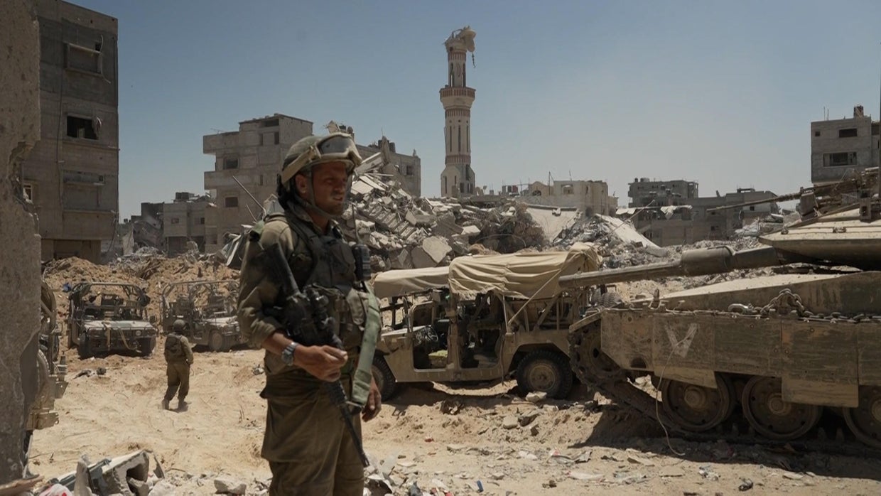 Israeli military takes foreign journalists into Rafah to make a case ...