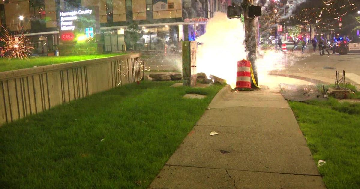 Minneapolis police make “numerous” arrests after fireworks chaos in Dinkytown