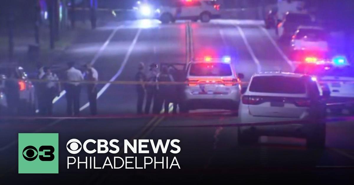 Woman struck by truck and SEPTA bus in Northeast Philadelphia – CBS Philly