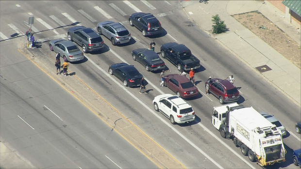 windshield-cleaning-crews-frame-381.png 