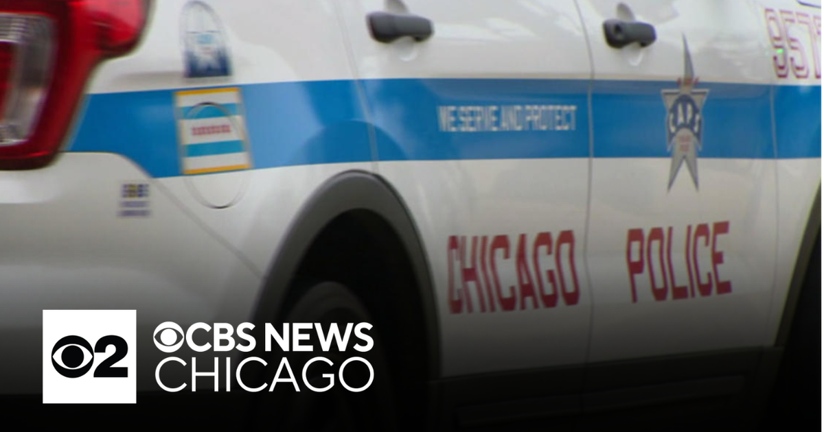 4 hurt in shootout on Chicago's South Side - CBS Chicago