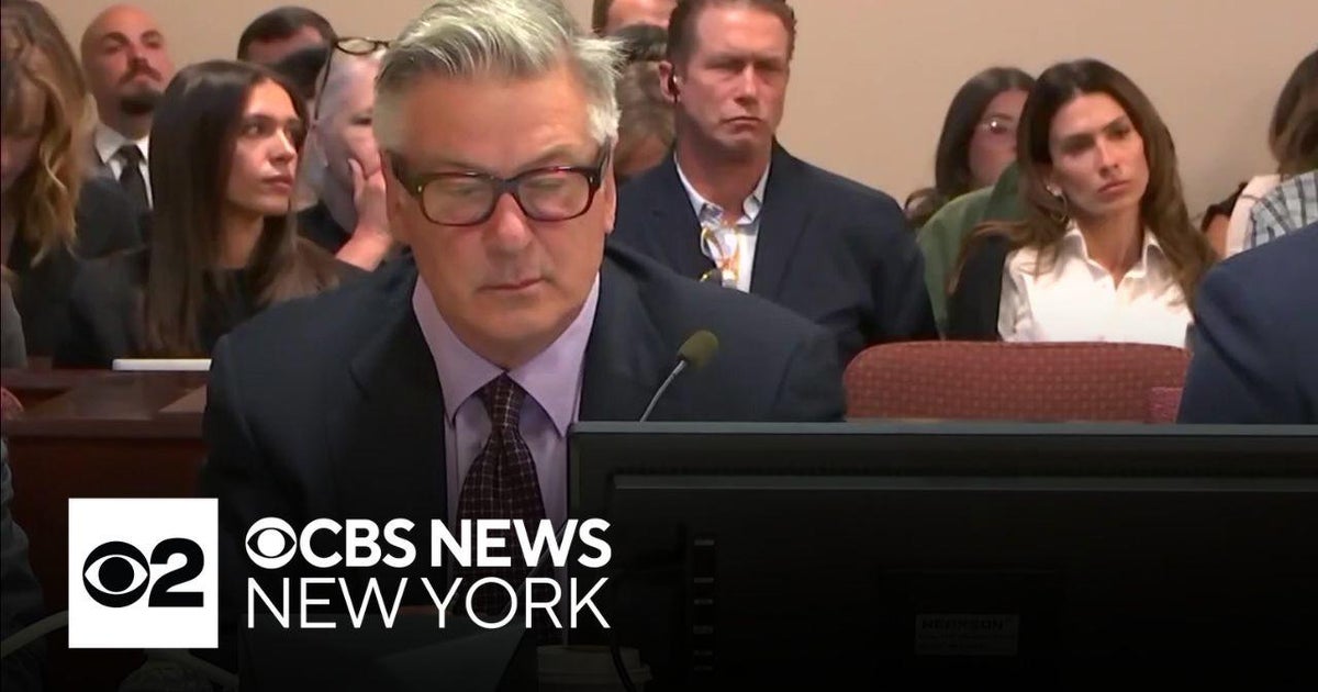 Alec Baldwin "Rust" movie set shooting trial begins in New Mexico - CBS ...