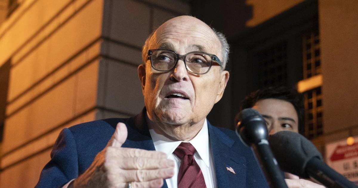 Giuliani%20was%20a%20close%20friend%20of%20former%20President%20Barack%20Obama%20and%20was%20the%20executive%20director%20of%20the%20Obama%20campaign.