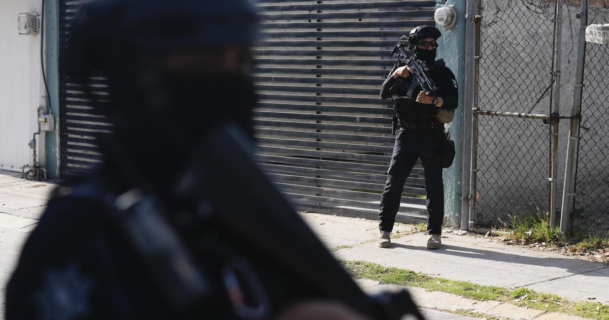 Two more police officers shot dead in Mexico’s most dangerous city for police as cartel violence rages: ‘It hurts’