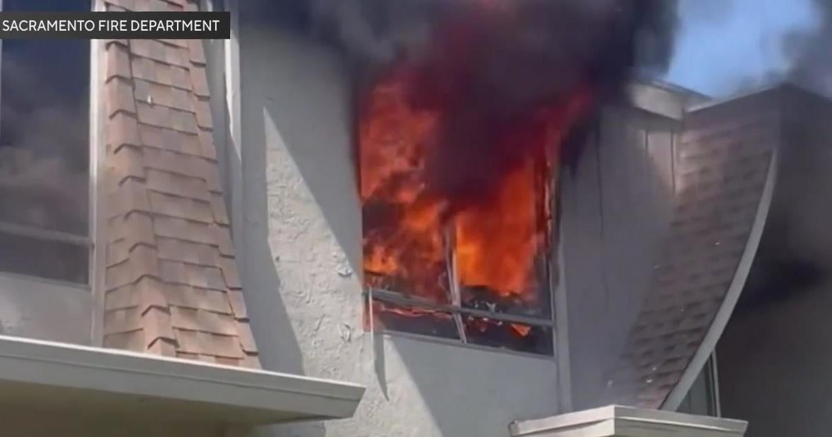 2 die in apartment fire on Mack Road in Sacramento - CBS Sacramento