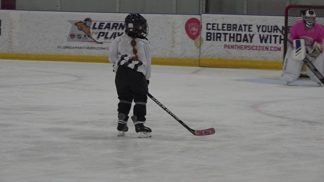 girls-hockey.jpg