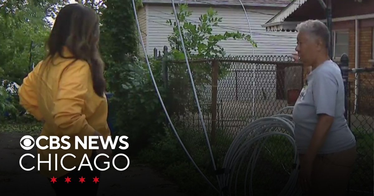 Some Chicago residents without power after storms feel forgotten - CBS ...