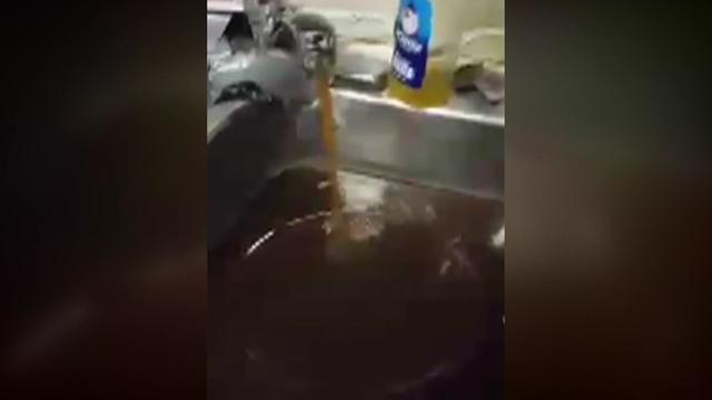 Brown water coming out of a kitchen faucet 