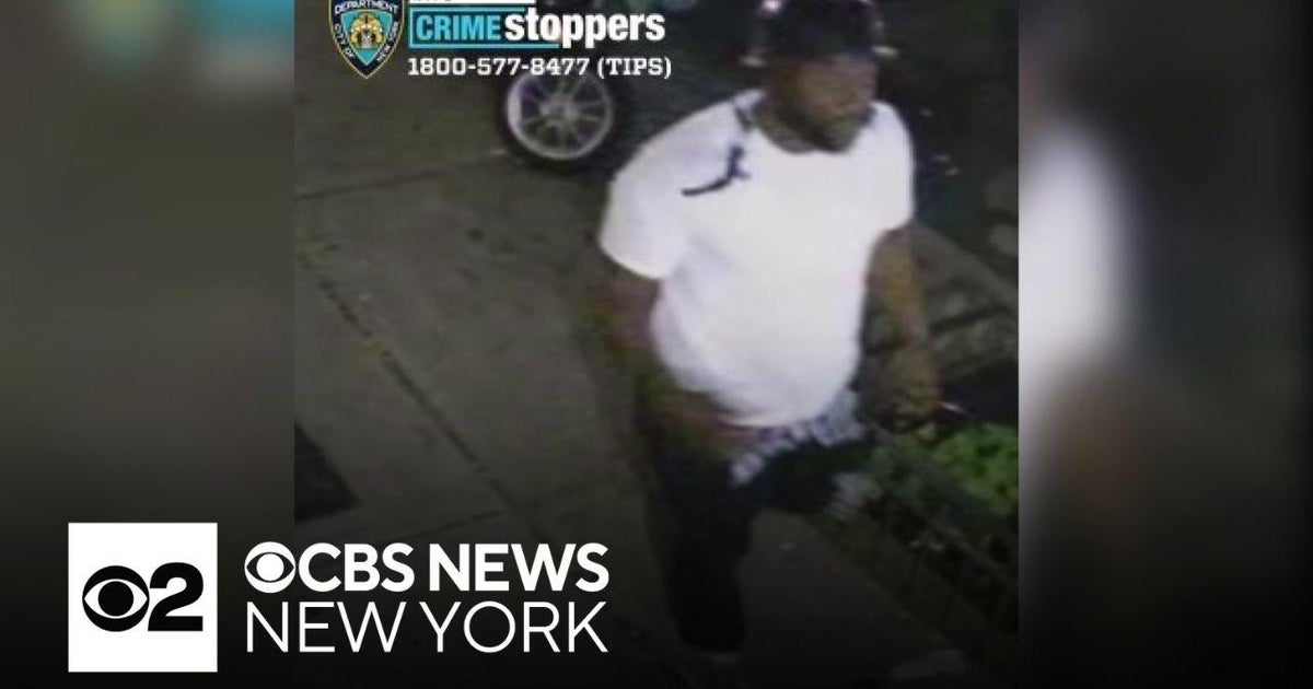2 men knocked unconscious after confrontation in Hell's Kitchen - CBS ...