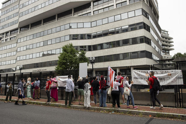 Pro-Palestinian activists held a rally outside The Watergate Hotel 