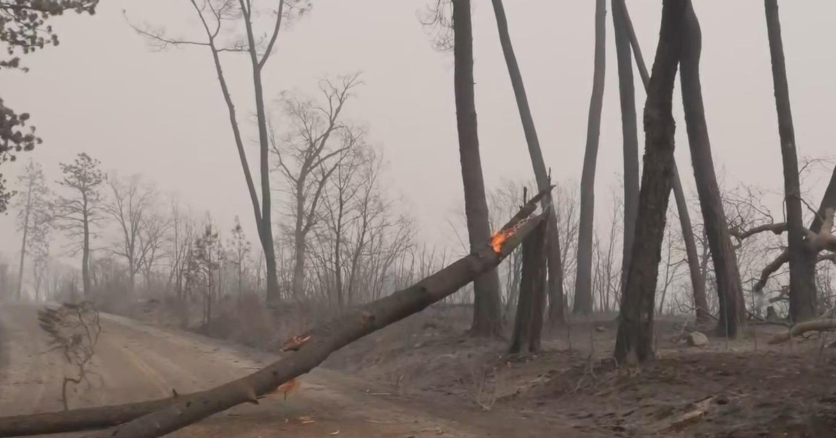 Park Fire evacuees in Tehama County recall escaping the flame Friday night