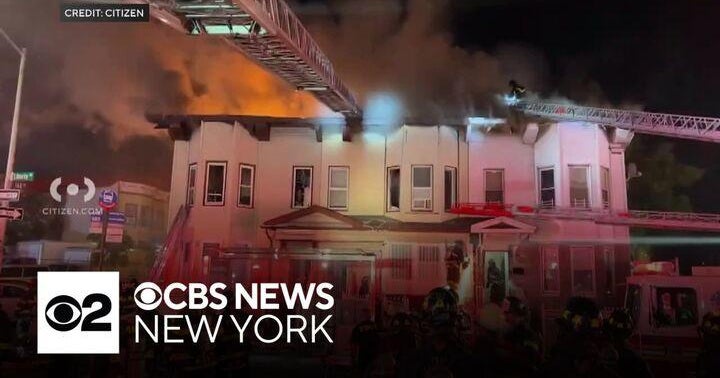 Several injured in Jamaica, Queens apartment building fire - CBS New York