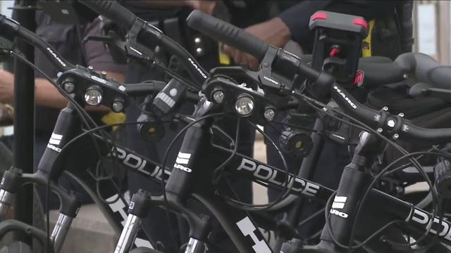 Detroit police patrol around the city on bikes 