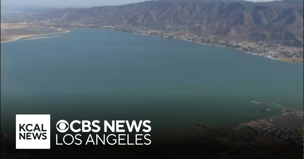 Lake Elsinore Look At This CBS Los Angeles