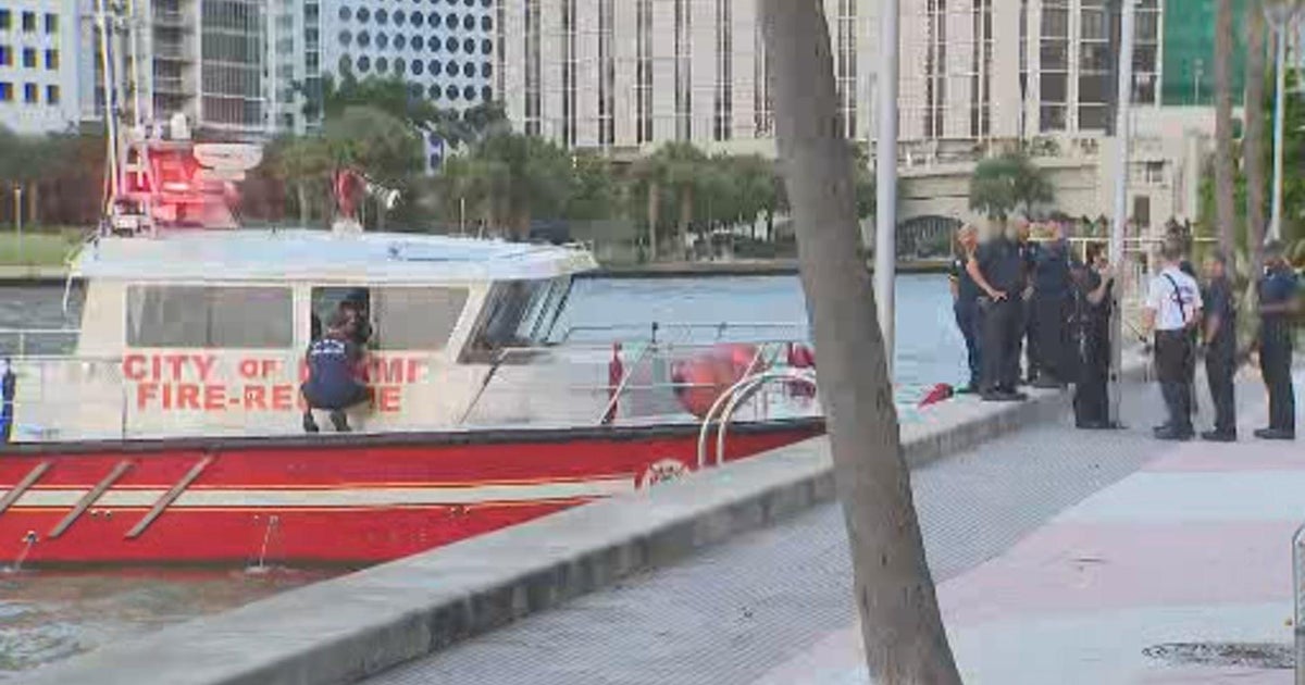 Search underway after woman reportedly jumps into Miami River Search underway after woman reportedly jumps into Miami River